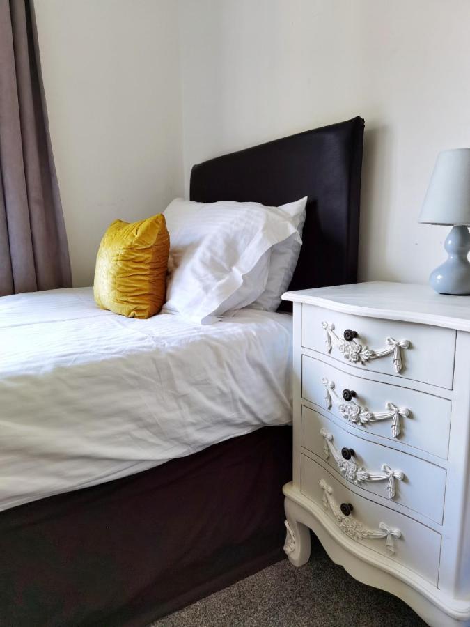 Perry Road, Beautiful Large House Available For Guests And Contractors Parking Wifi Villa Нотингам Екстериор снимка