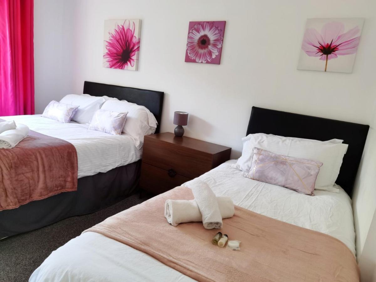Perry Road, Beautiful Large House Available For Guests And Contractors Parking Wifi Villa Нотингам Екстериор снимка