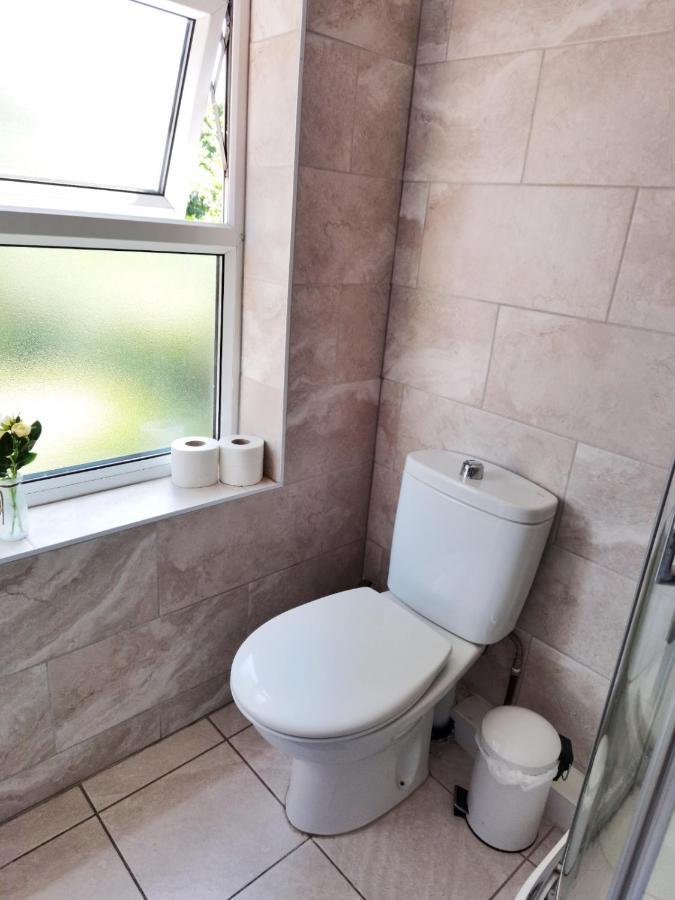 Perry Road, Beautiful Large House Available For Guests And Contractors Parking Wifi Villa Нотингам Екстериор снимка