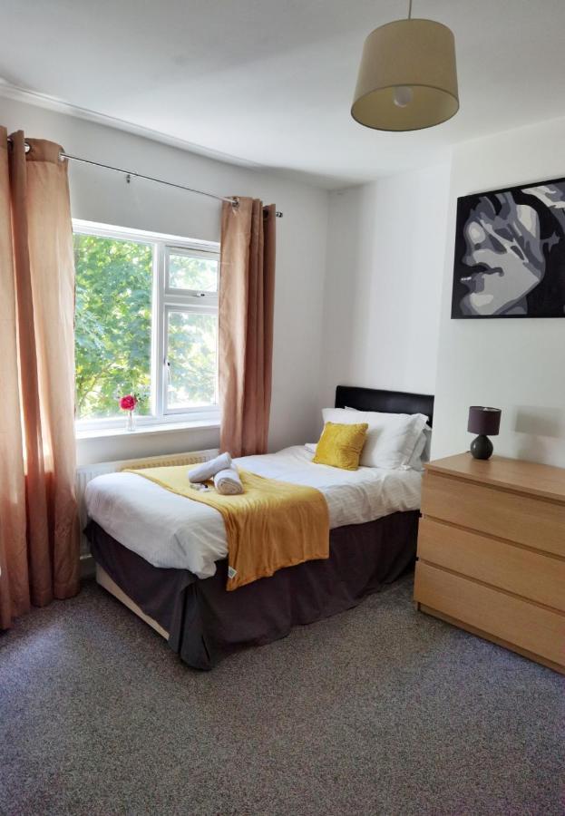 Perry Road, Beautiful Large House Available For Guests And Contractors Parking Wifi Villa Нотингам Екстериор снимка
